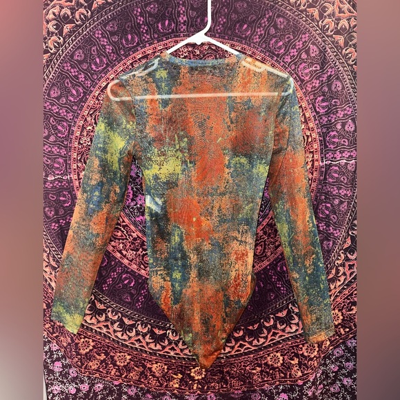 Zara Multicolor Abstract Pattern Top - Picture 4 of 4